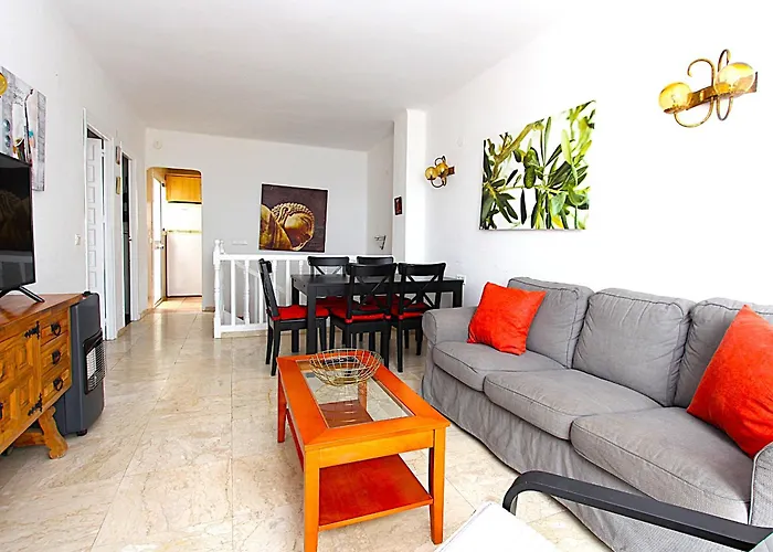 Willa 3 Bed With Stunning View Pc4 *
